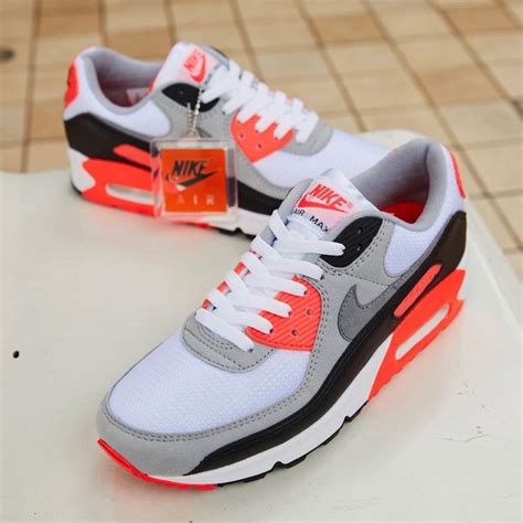 air max 90 new style.